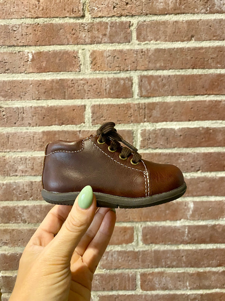 Stride Rite Elliot Stride Rite SRT Elliot - Brown – Trotters Children's Shoes