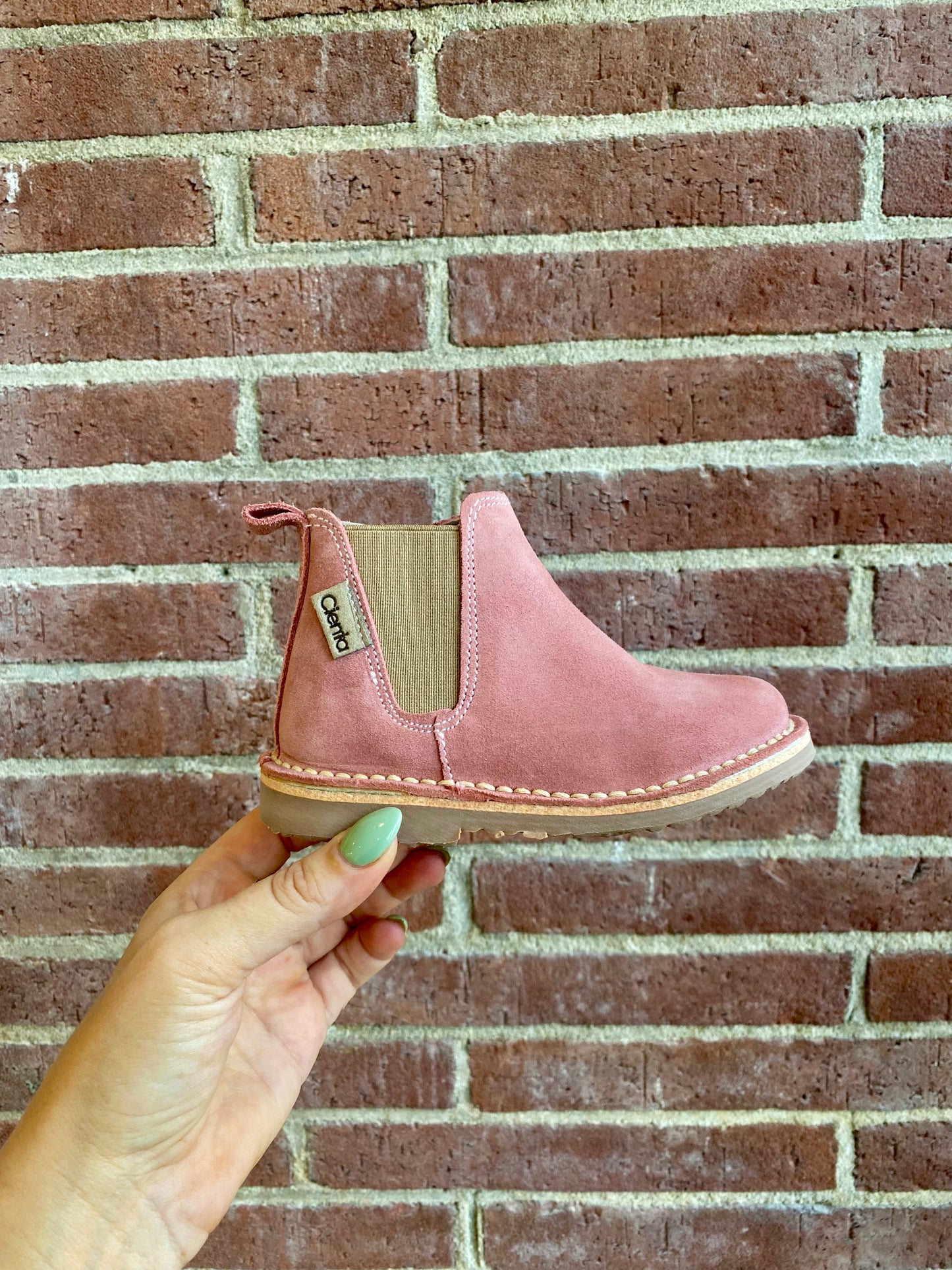 Cienta Pink Suede Boot