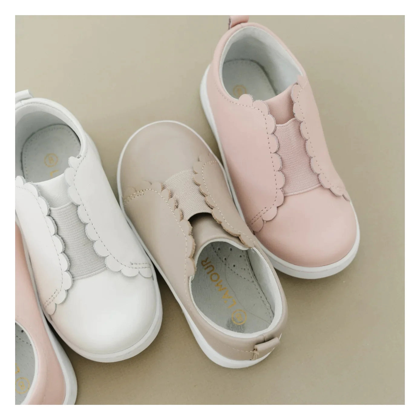 L’amour Scalloped Sneaker 682- Almond