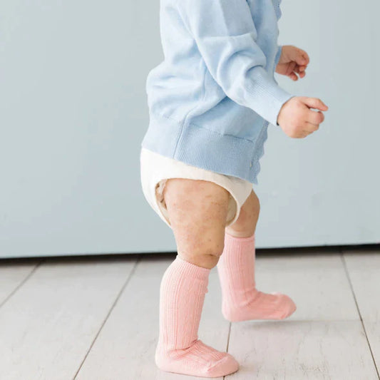 Little Stocking Co. Cable Knit Knee High Sock- Quartz Pink